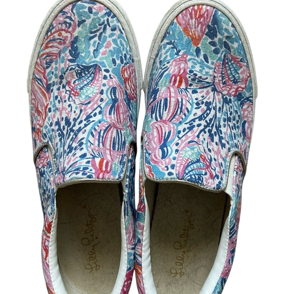 Lilly Pulitzer Pink and Blue Slip-On Sneakers Vibrant Canvas Design Size 8